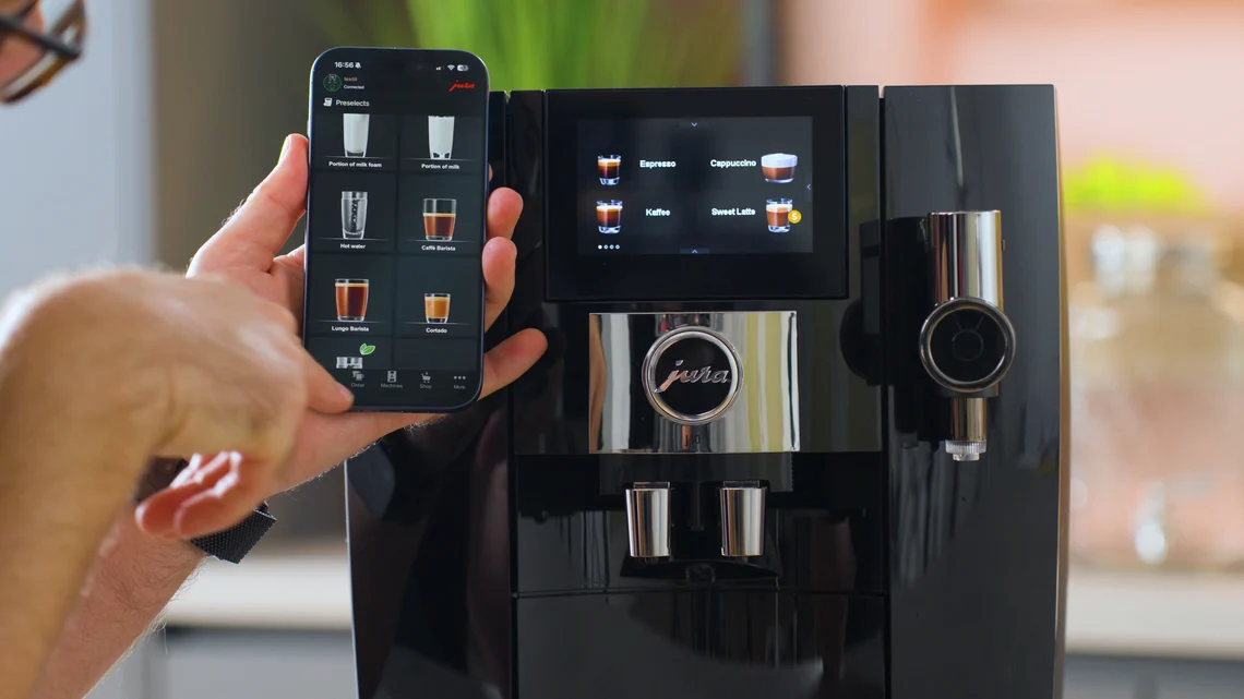 Die Bedienung ist per App funktioniert gut und flüssig.